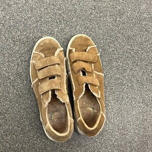 Kids Tan Suede Velcro Sneakers